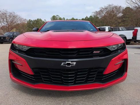 Used 2019 Chevrolet Camaro SS w/ Black Appearance Package image 9