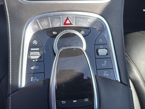 Used 2019 Mercedes-Benz S 560 Sedan image 28