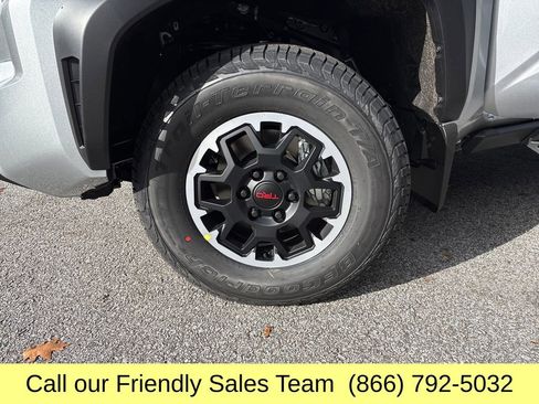 New 2025 Toyota Tacoma TRD Off-Road image 22