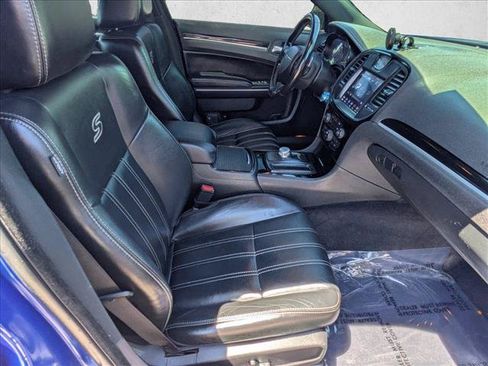 Used 2018 Chrysler 300 S AWD/4WD image 20