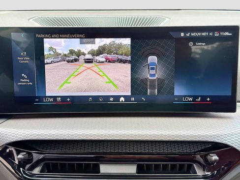 New 2026 BMW 330i Sedan w/ M Sport Package RWD image 33
