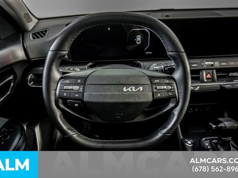 Used 2025 Kia K4 EX FWD image 24