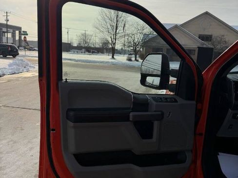 Used 2019 Ford F150 XLT w/ Max Trailer Tow Package image 28