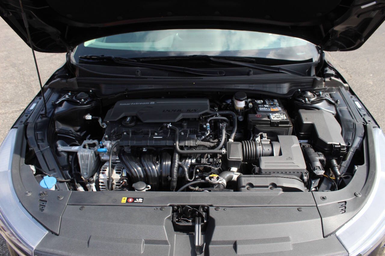 Used 2025 Kia K4 FWD image 9