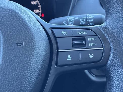 Certified 2026 Honda HR-V LX image 25