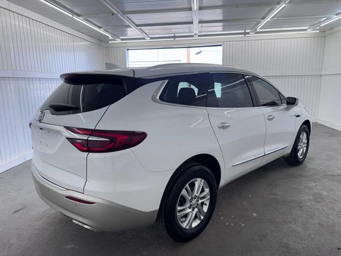Used 2020 Buick Enclave Essence FWD image 5