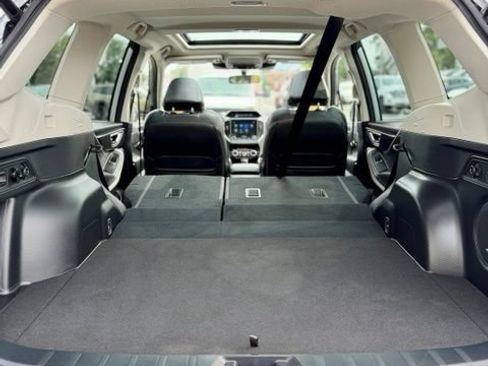 Used 2023 Subaru Forester Limited AWD/4WD image 30