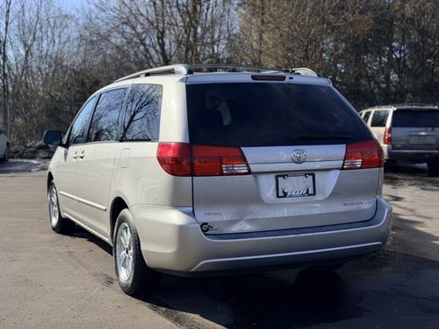 Used 2005 Toyota Sienna CE image 4