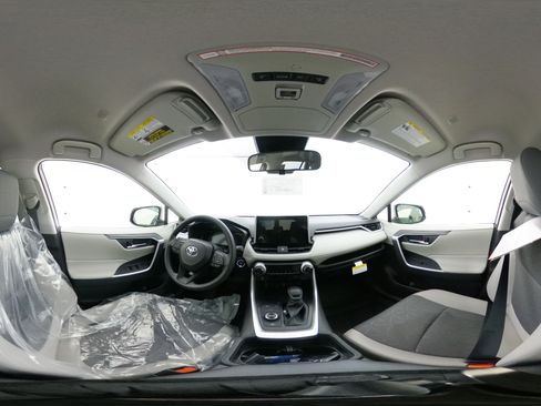 New 2025 Toyota RAV4 XLE image 66