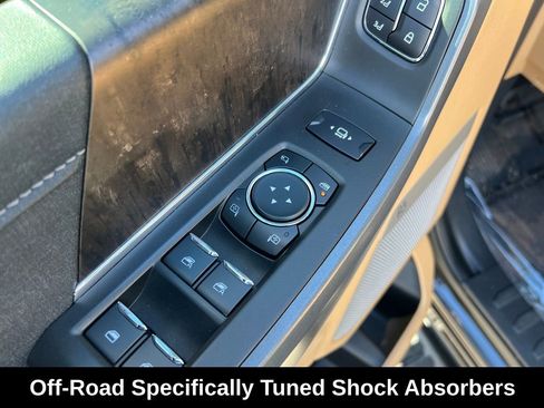 Used 2024 Ford F250 Lariat w/ Sport Appearance Package image 13