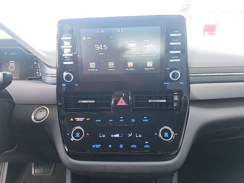 Used 2020 Hyundai Ioniq Blue FWD image 11