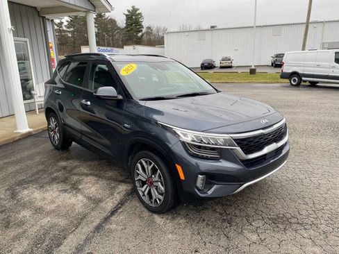 Used 2021 Kia Seltos SX w/ SX Sunroof Package AWD/4WD image 10