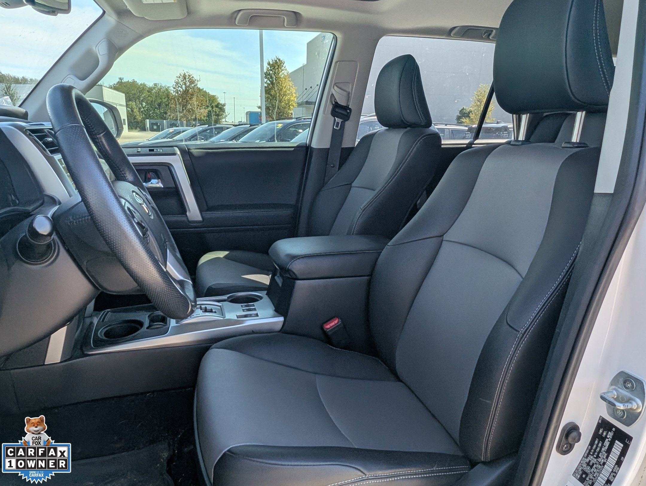 Used 2020 Toyota 4Runner SR5 Premium w/ Moonroof Package RWD image 31