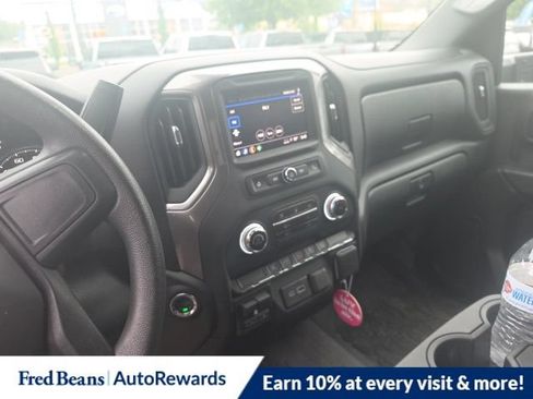 Used 2025 GMC Sierra 2500 Pro AWD/4WD image 7