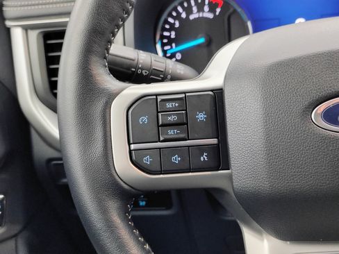 Used 2024 Ford Expedition Max XLT image 44