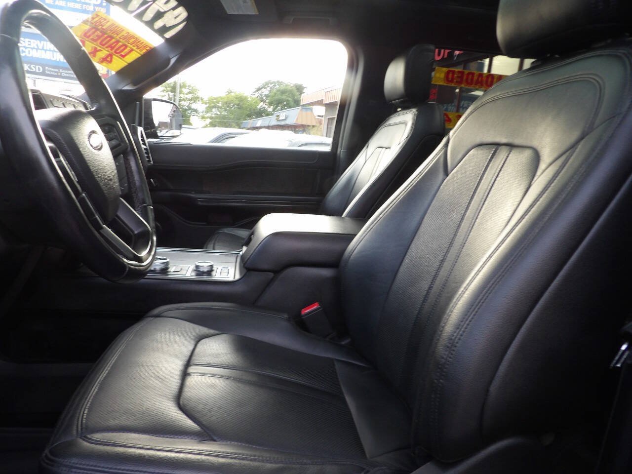 Used 2018 Ford Expedition Max Limited w/ Equipment Group 302A AWD/4WD image 9
