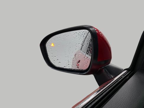 New 2025 Mitsubishi Outlander SEL image 19