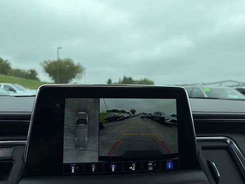 Used 2022 Chevrolet Tahoe RST image 34