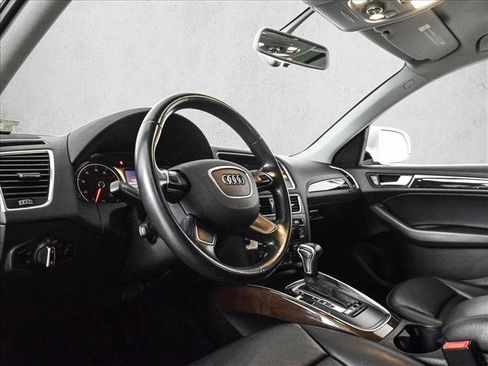 Used 2016 Audi Q5 2.0T Premium image 10