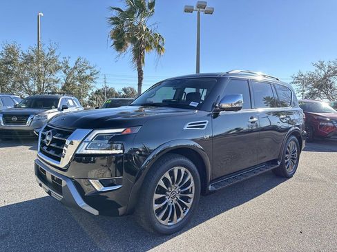 Used 2022 Nissan Armada Platinum w/ Captain's Chairs Package image 8