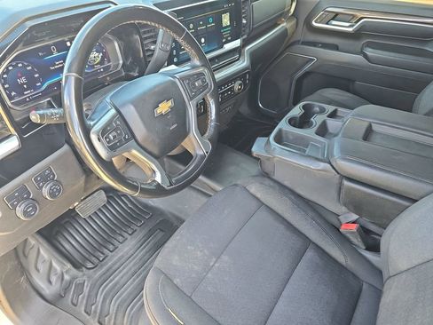 Used 2024 Chevrolet Silverado 2500 LT w/ Convenience Package AWD/4WD image 16