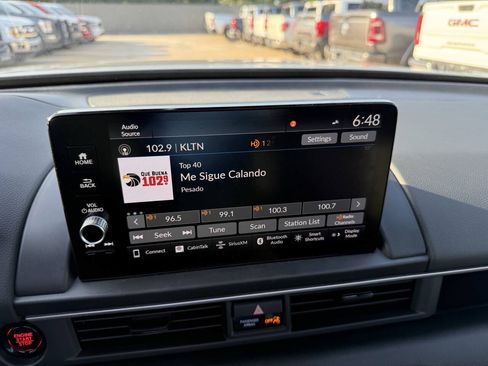 Used 2025 Honda Pilot Black Edition image 27