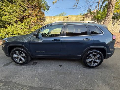 Used 2020 Jeep Cherokee Limited AWD/4WD image 5