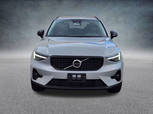 New 2026 Volvo XC40 B5 Ultra w/ Climate Package image 2