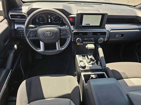 Certified 2026 Toyota 4Runner TRD Off-Road AWD/4WD image 18