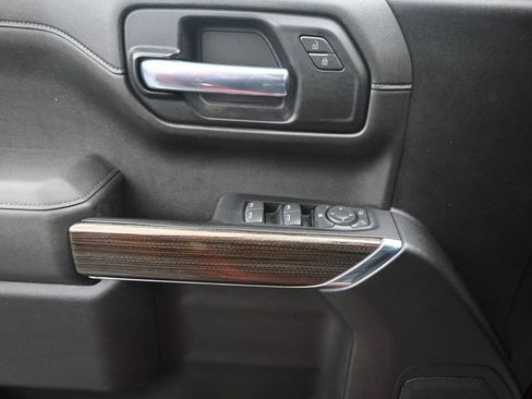 Used 2022 Chevrolet Silverado 1500 RST image 25