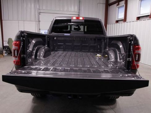 Used 2024 RAM 2500 Laramie image 20
