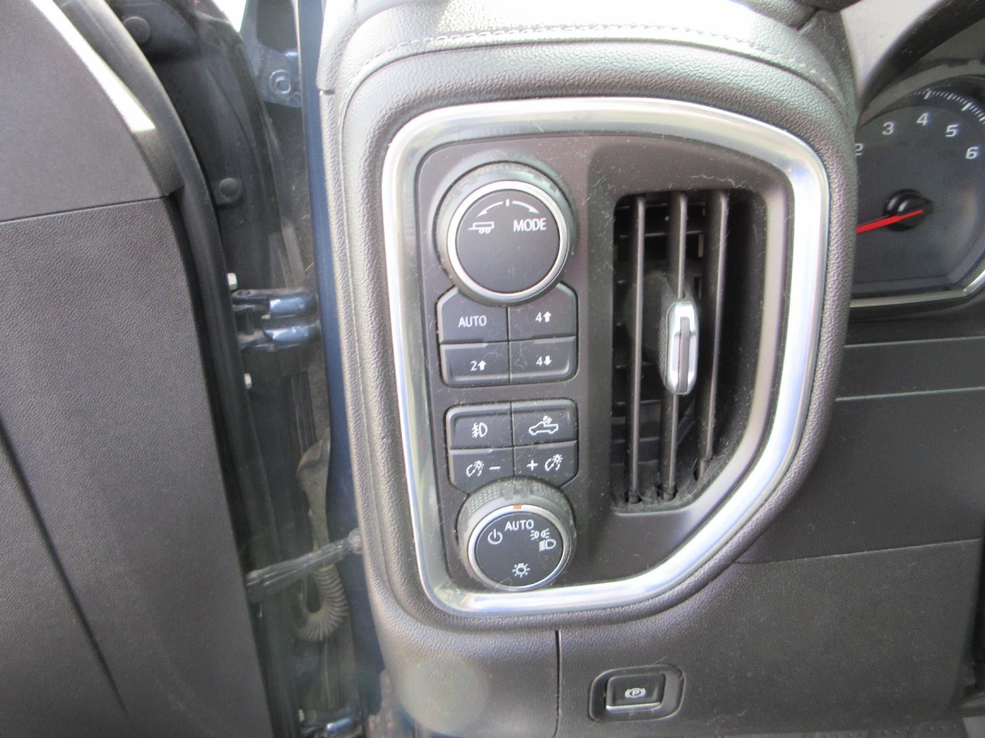 Certified 2020 Chevrolet Silverado 1500 RST w/ All-Star Edition AWD/4WD image 10