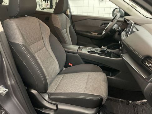 Used 2021 Nissan Rogue S image 20