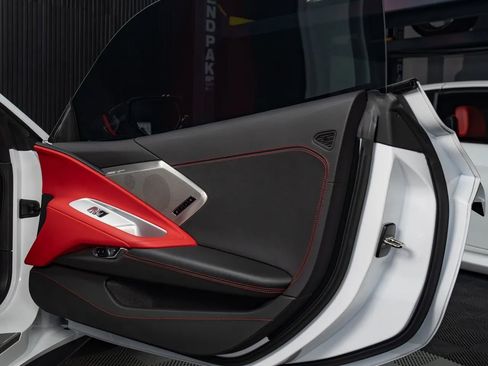 Used 2023 Chevrolet Corvette Stingray Preferred Cpe w/ Z51 Performance Package image 22