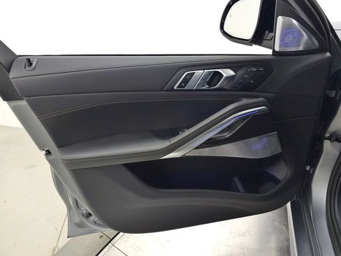Used 2027 BMW X6 M60i AWD/4WD image 9