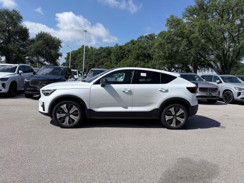 Certified 2023 Volvo C40 P8 Recharge Plus AWD/4WD image 3