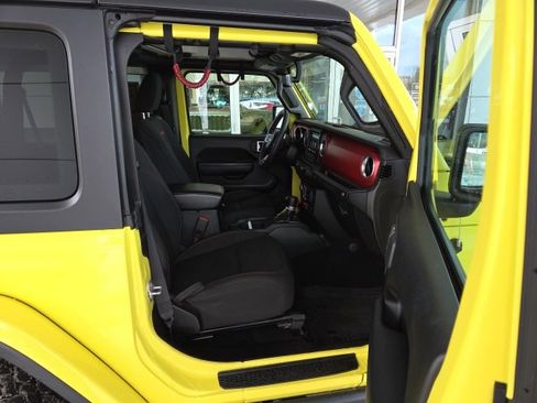 Used 2023 Jeep Wrangler Rubicon w/ LED Lighting Group image 97