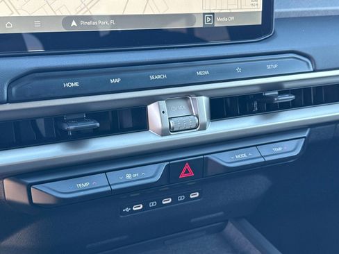 New 2027 Kia Telluride S image 23