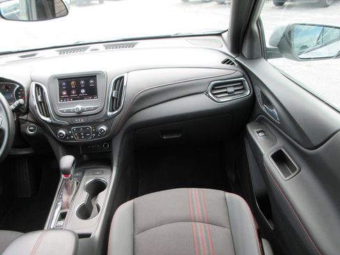 Certified 2024 Chevrolet Equinox RS AWD/4WD image 17