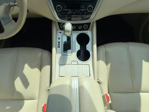 Used 2015 Nissan Murano Platinum w/ Platinum Technology Package FWD image 16