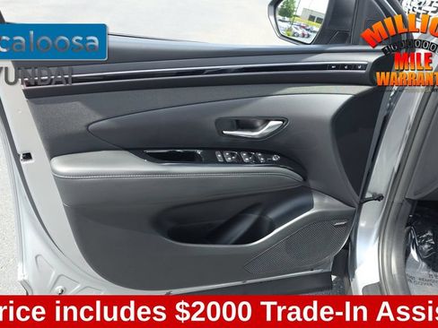 Used 2023 Hyundai Tucson Limited FWD image 12