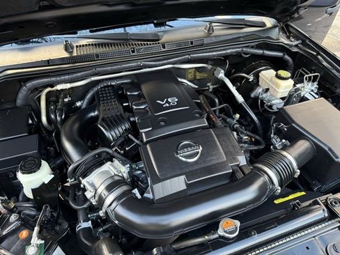 Used 2016 Nissan Frontier SV image 28