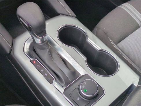 Used 2025 Chevrolet Blazer LT FWD image 10