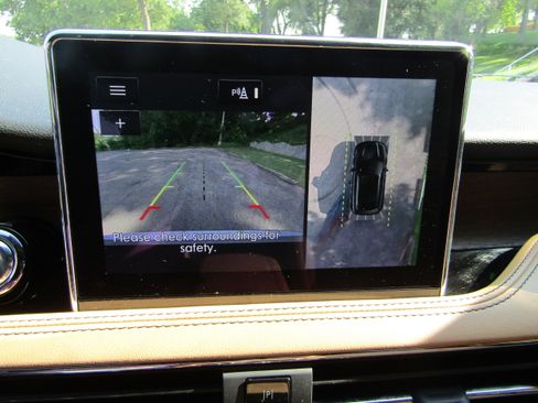 Used 2022 Lincoln Corsair Reserve w/ Equipment Group 201A image 32