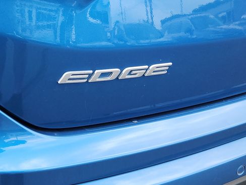 Used 2020 Ford Edge ST w/ Equipment Group 401A AWD/4WD image 32