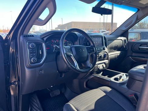 Used 2021 Chevrolet Silverado 1500 LT Trail Boss image 21