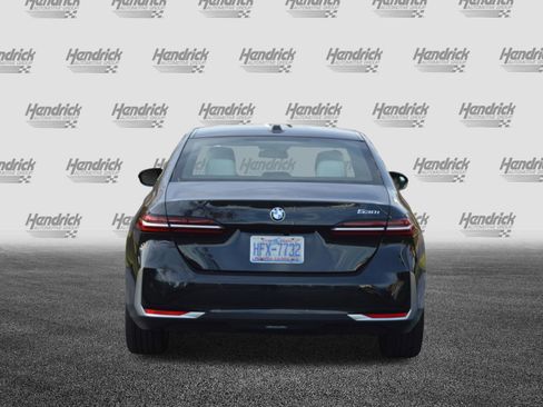 Certified 2025 BMW 530i w/ Premium Package RWD image 10