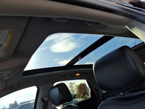 Used 2014 Cadillac SRX Performance w/ Driver Awareness Package image 11