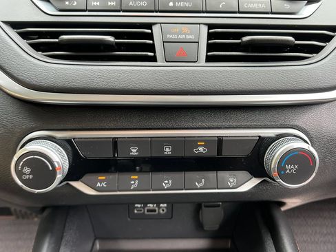 Used 2020 Nissan Altima 2.5 SR AWD/4WD image 17