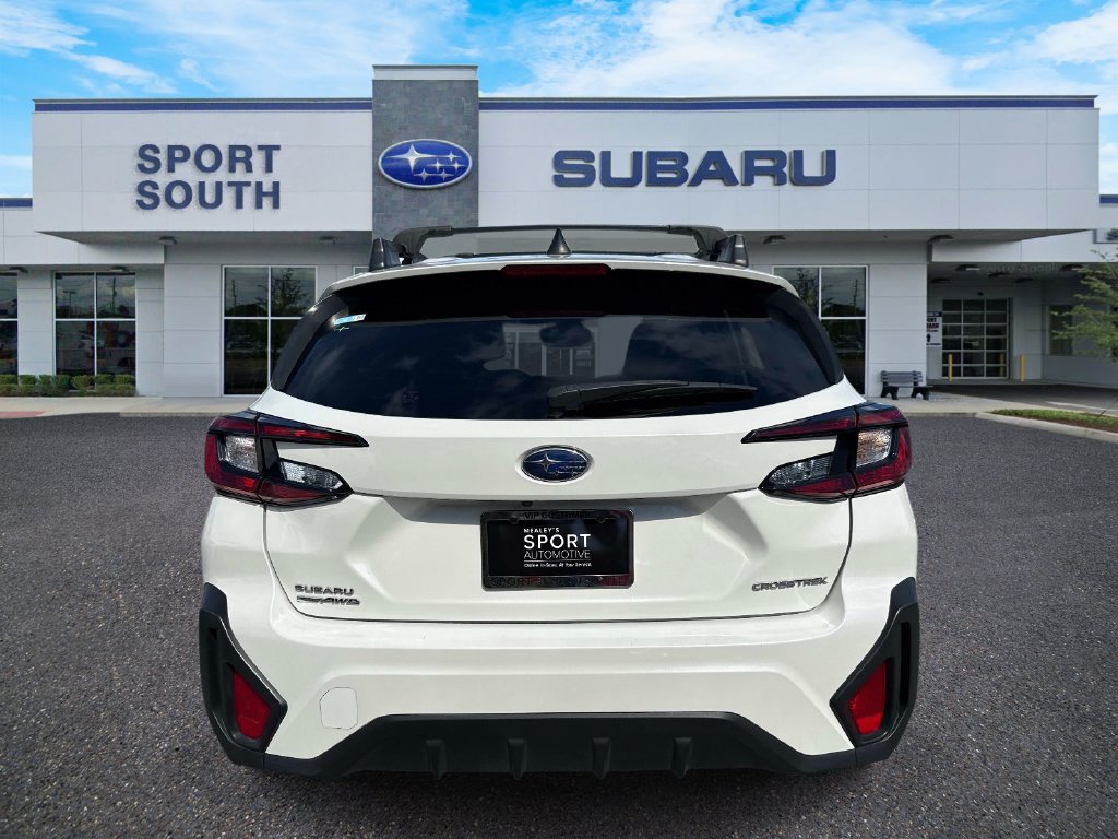 Used 2024 Subaru Crosstrek 2.0i Premium w/ Crosstrek Mirror Package AWD/4WD image 5